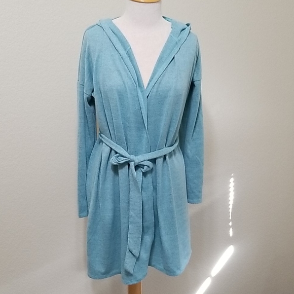 Xhilaration Other - XHILARATION LIGHTWEIGHT HOODED ROBE XS